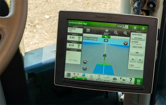 John Deere introduces 4640 Universal Display