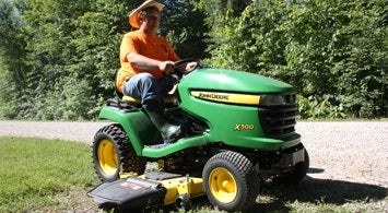 2011 John Deere Select Series X500 Review