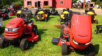 2017 Lawn Tractor Comparison News
