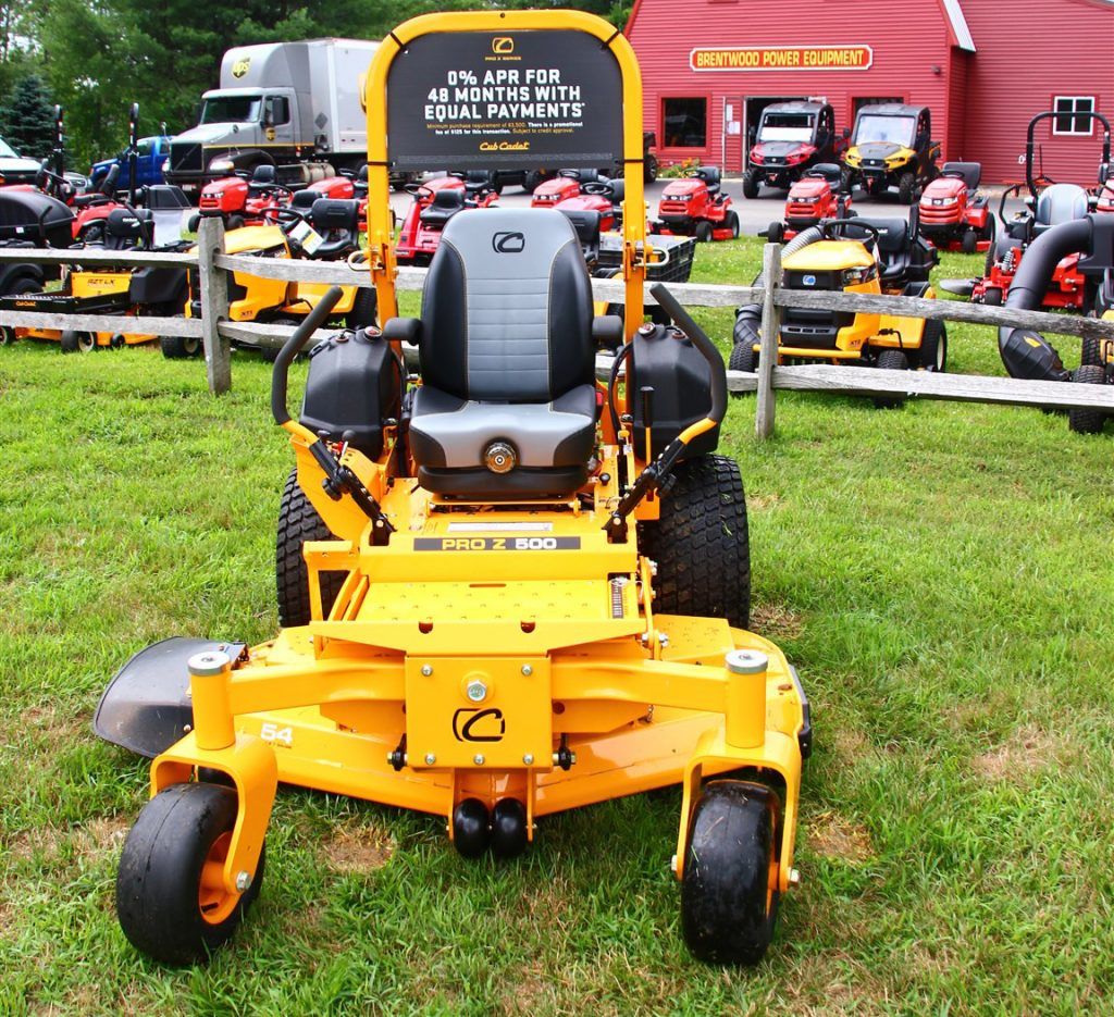 Cub Cadet Pro Z 500 Front