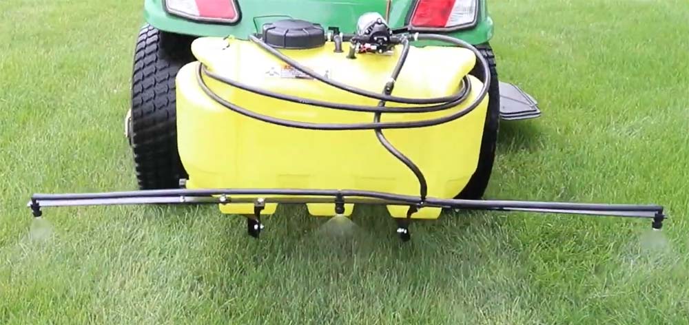 John Deere 25-gallon Mounted Sprayer